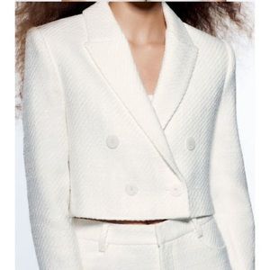 Double breasted crop tweed jacket